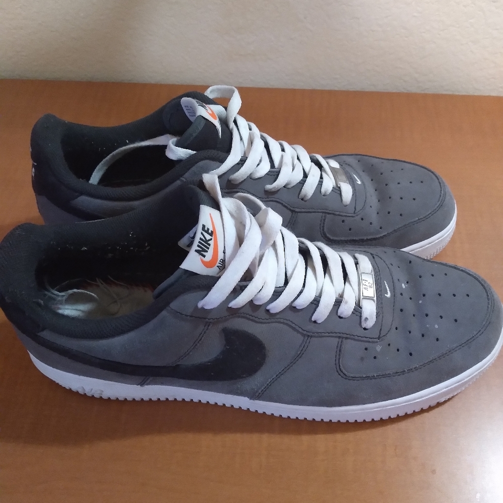 MEN'S USED NIKE AIR FORCE 1 SUEDE SHOES